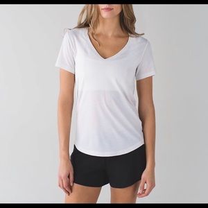 Lululemon what the sport tee